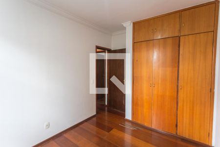 Quarto 1 de apartamento à venda com 3 quartos, 90m² em Santo Antônio, Belo Horizonte