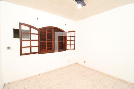 Quarto 2 de casa para alugar com 2 quartos, 100m² em Pitangueiras, Rio de Janeiro