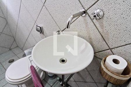 Lavabo de casa à venda com 3 quartos, 154m² em Jardim Santo Elias, São Paulo