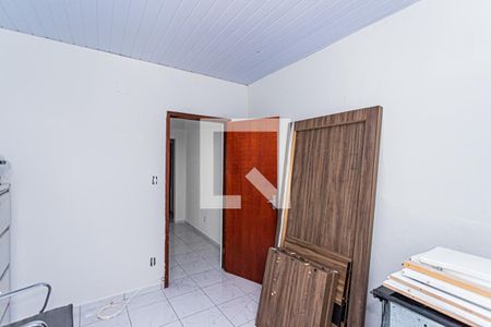 Quarto de casa para alugar com 1 quarto, 100m² em Parque Sao Domingos, São Paulo