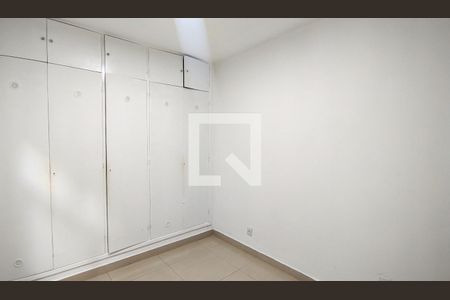 Quarto de apartamento à venda com 3 quartos, 110m² em Santo Antônio, Belo Horizonte