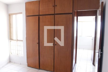 Quarto 2 de apartamento para alugar com 2 quartos, 60m² em Setor Leste Vila Nova, Goiânia