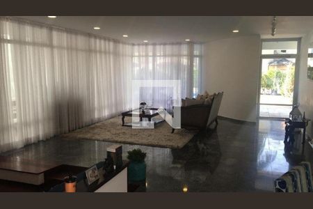 Casa à venda com 3 quartos, 350m² em Arujázinho I, Ii e Iii, Rio de Janeiro