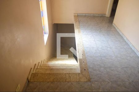 Escada de casa à venda com 3 quartos, 350m² em Vila Zilda, São Paulo