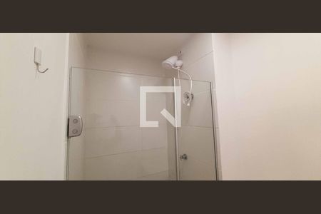 Banheiro de apartamento à venda com 1 quarto, 36m² em Presidente Altino, Osasco