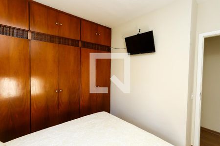 quarto 1 de apartamento para alugar com 2 quartos, 56m² em Vila Sonia do Taboao, Taboão da Serra