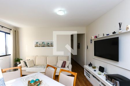 Sala de apartamento para alugar com 2 quartos, 56m² em Vila Sonia do Taboao, Taboão da Serra