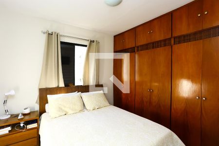 quarto 1 de apartamento para alugar com 2 quartos, 56m² em Vila Sonia do Taboao, Taboão da Serra