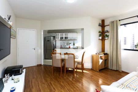 Sala de apartamento para alugar com 2 quartos, 56m² em Vila Sonia do Taboao, Taboão da Serra