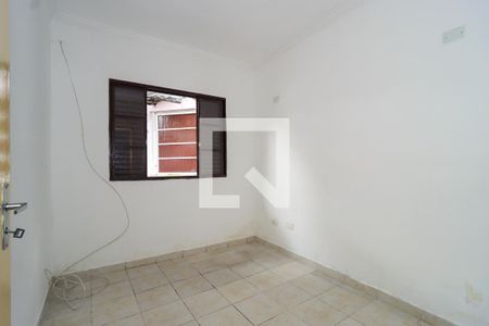 Quarto 2 de casa para alugar com 2 quartos, 70m² em Jardim Elizabeth, São Paulo