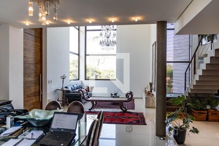 Sala de casa à venda com 4 quartos, 596m² em Estoril, Belo Horizonte