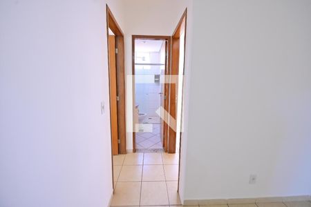 Corredor de apartamento para alugar com 2 quartos, 65m² em Setor Faicalville, Goiânia