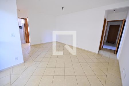 Sala de apartamento para alugar com 2 quartos, 65m² em Setor Faicalville, Goiânia