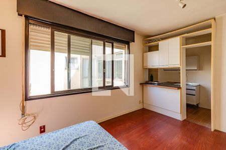 Sala/Quarto de kitnet/studio à venda com 1 quarto, 40m² em Menino Deus, Porto Alegre