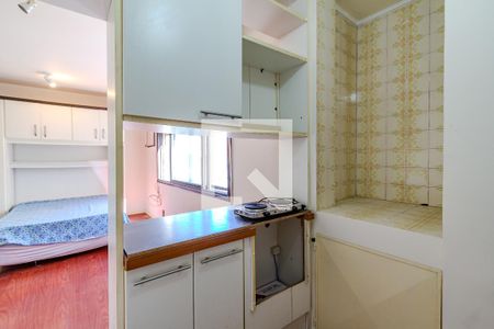 Cozinha de kitnet/studio à venda com 1 quarto, 40m² em Menino Deus, Porto Alegre