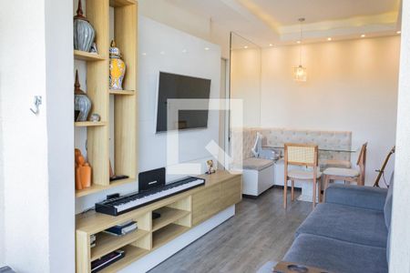 Sala de apartamento para alugar com 2 quartos, 63m² em Granja Viana, Cotia