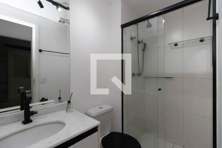 Banheiro de apartamento para alugar com 2 quartos, 50m² em Guapira, São Paulo