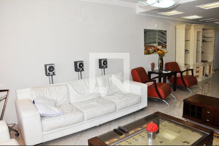 Sala de casa à venda com 3 quartos, 250m² em Vila Palmeiras, São Paulo