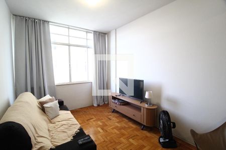 Sala de apartamento para alugar com 2 quartos, 85m² em Centro, Uberlândia