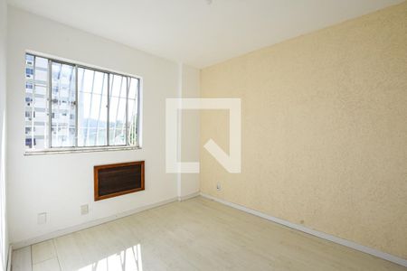 Quarto 2 de apartamento para alugar com 2 quartos, 55m² em Engenhoca, Niterói