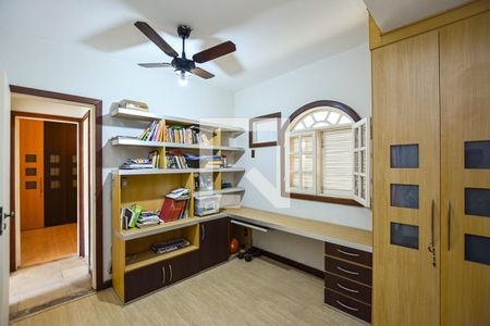 Quarto 2 de casa de condomínio à venda com 3 quartos, 300m² em Itaipu, Niterói