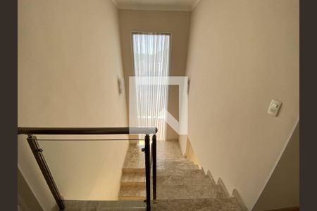 Escada de casa de condomínio à venda com 4 quartos, 280m² em Engordadouro, Jundiaí