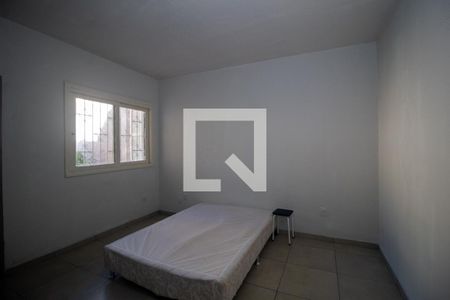 Sala/Quarto/Cozinha de casa para alugar com 1 quarto, 28m² em Cristal, Porto Alegre