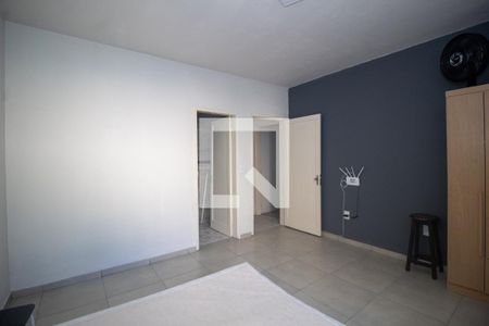 Sala/Quarto/Cozinha de casa para alugar com 1 quarto, 28m² em Cristal, Porto Alegre