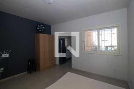 Sala/Quarto/Cozinha de casa para alugar com 1 quarto, 28m² em Cristal, Porto Alegre