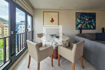 Sala 2 de apartamento para alugar com 4 quartos, 290m² em Jardim Tres Marias, Guarujá