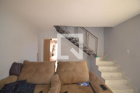 Sala de casa para alugar com 3 quartos, 200m² em Areia Branca, Belford Roxo