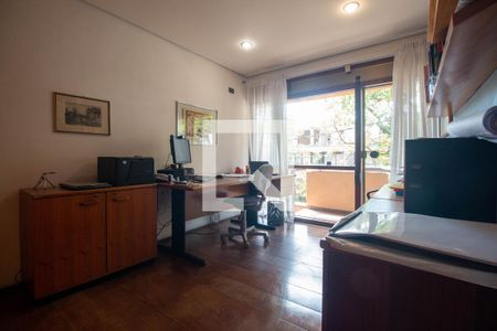 Escritório de casa à venda com 3 quartos, 525m² em Jardim dos Estados, São Paulo