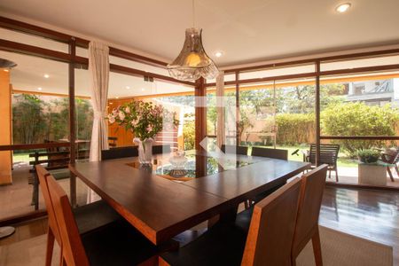 Sala de casa à venda com 3 quartos, 525m² em Jardim dos Estados, São Paulo