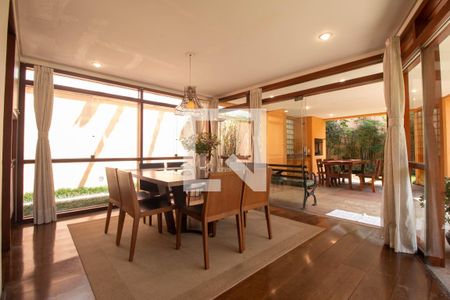 Sala de casa à venda com 3 quartos, 525m² em Jardim dos Estados, São Paulo