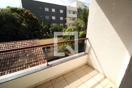 Sacada Sala de apartamento para alugar com 2 quartos, 55m² em Brasil, Uberlândia