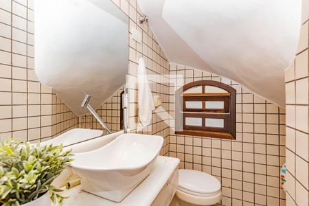 Lavabo de casa à venda com 3 quartos, 140m² em Cursino, São Paulo