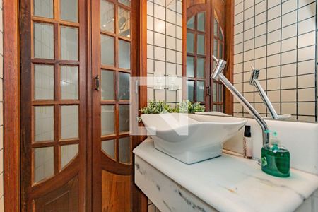 Lavabo de casa à venda com 3 quartos, 140m² em Cursino, São Paulo