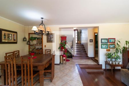 Sala de casa de condomínio à venda com 7 quartos, 411m² em Residencial Vila Verde, Campinas