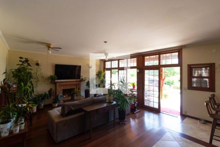 Sala de casa de condomínio à venda com 7 quartos, 411m² em Residencial Vila Verde, Campinas