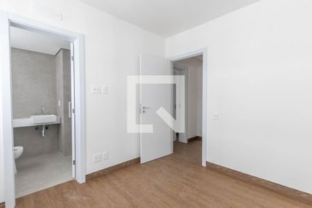 Suíte 1 de apartamento à venda com 2 quartos, 80m² em Funcionários, Belo Horizonte