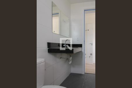 Banheiro da Suíte de apartamento para alugar com 2 quartos, 60m² em Paquetá, Belo Horizonte