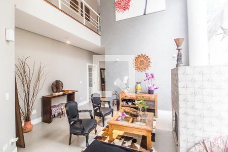 Sala de casa de condomínio para alugar com 1 quarto, 420m² em Alphaville, Santana de Parnaíba