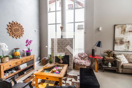 Sala de casa de condomínio para alugar com 1 quarto, 420m² em Alphaville, Santana de Parnaíba