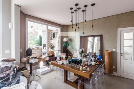 Sala de casa de condomínio para alugar com 1 quarto, 420m² em Alphaville, Santana de Parnaíba