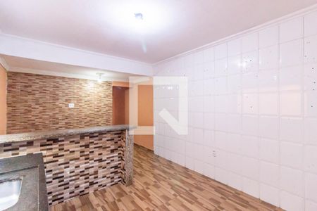 Cozinha de casa para alugar com 2 quartos, 65m² em Vila Nova Curuca, São Paulo