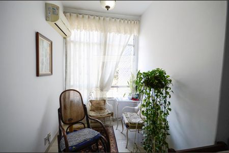 Sala de apartamento à venda com 2 quartos, 70m² em São Francisco Xavier, Rio de Janeiro