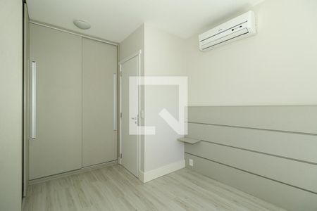 Quarto de apartamento para alugar com 2 quartos, 60m² em Boa Vista, Porto Alegre