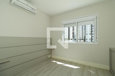 Quarto de apartamento para alugar com 2 quartos, 60m² em Boa Vista, Porto Alegre