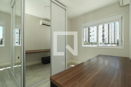 Quarto 2 de apartamento para alugar com 2 quartos, 60m² em Boa Vista, Porto Alegre