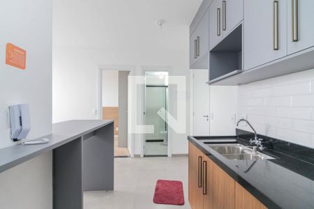Sala / Cozinha / Lavanderia de apartamento à venda com 2 quartos, 34m² em Vila Gomes, São Paulo